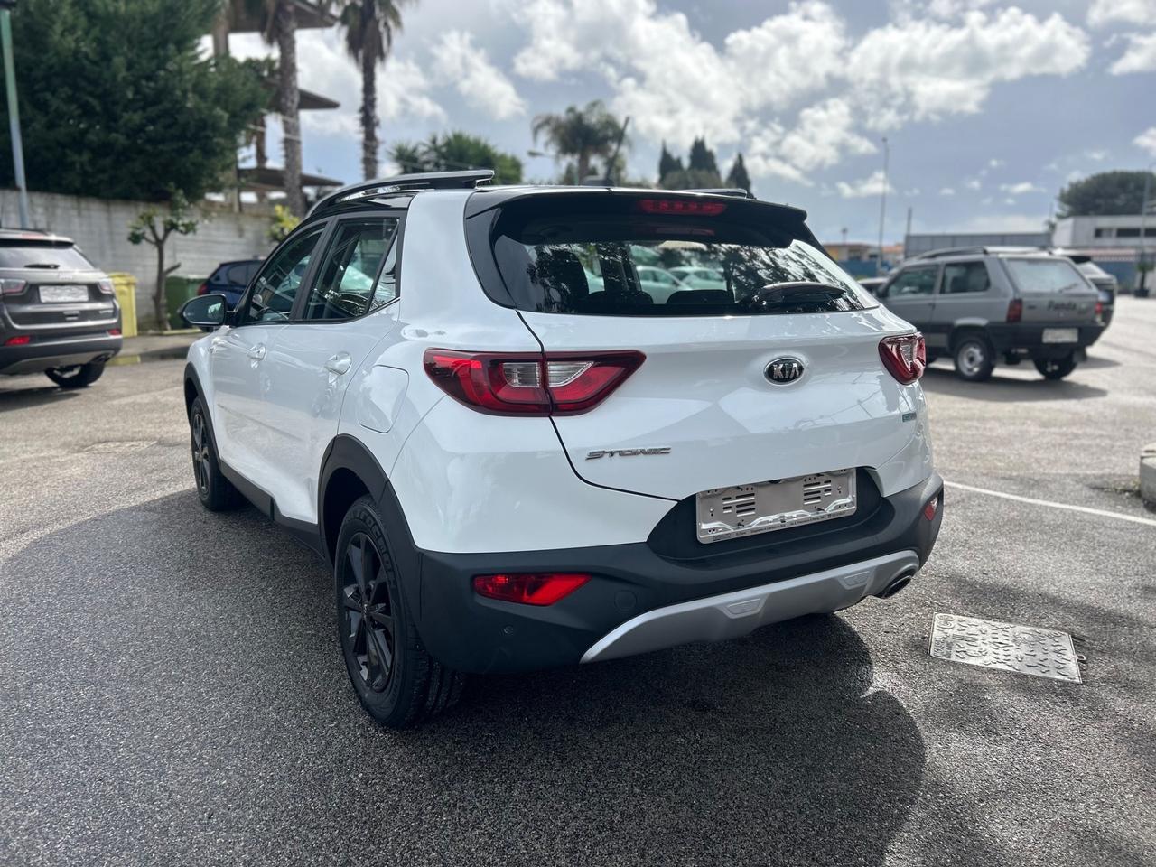 Kia Stonic 1.4 MPI EcoGPL Style B-Color