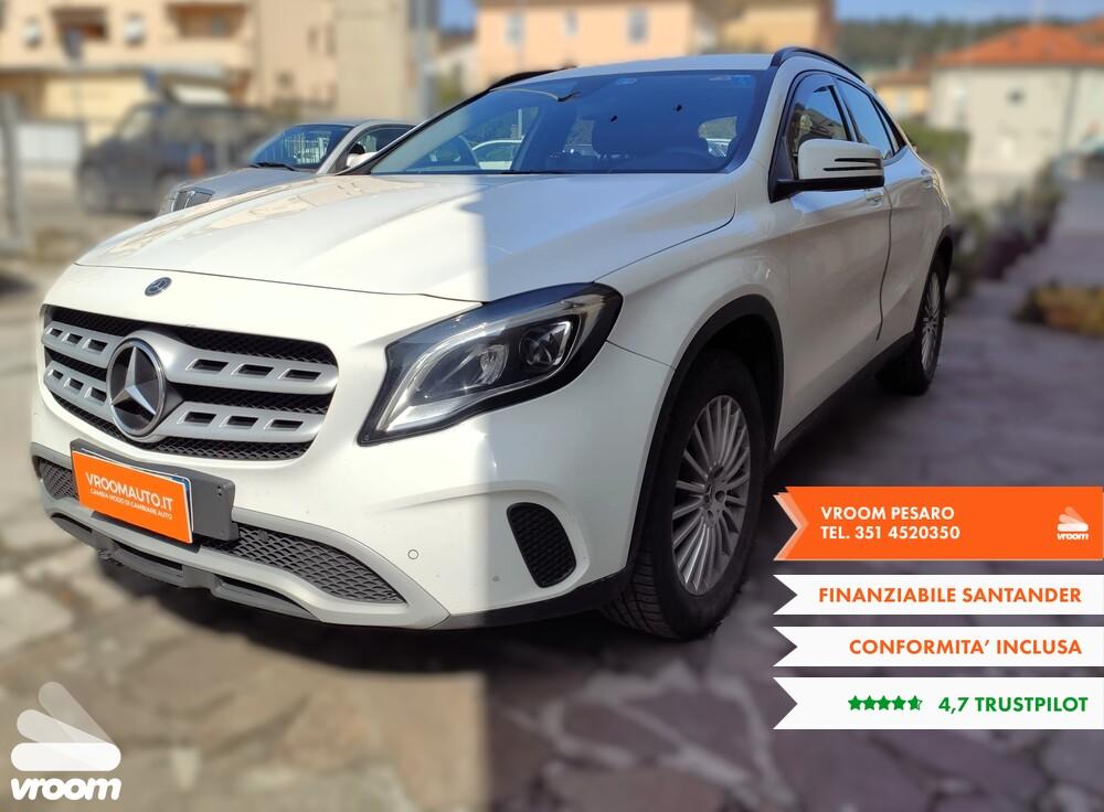 MERCEDES GLA (X156) GLA 200 d Automati...