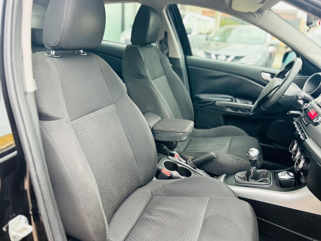 Alfa Romeo Giulietta 1.6 JTDm-2 105 CV Exclusive