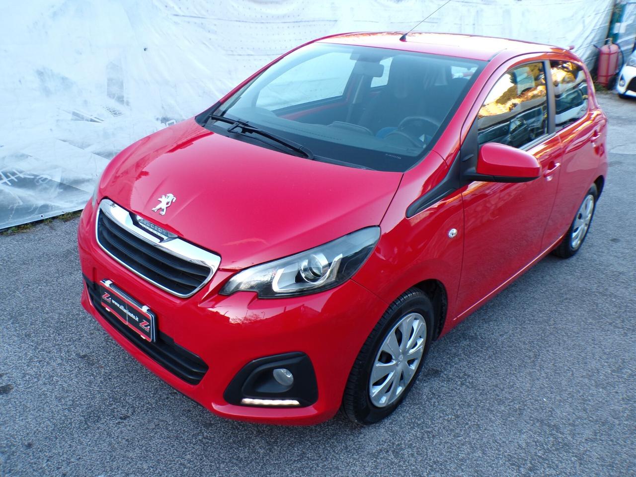 Peugeot 108 VTi 5 porte