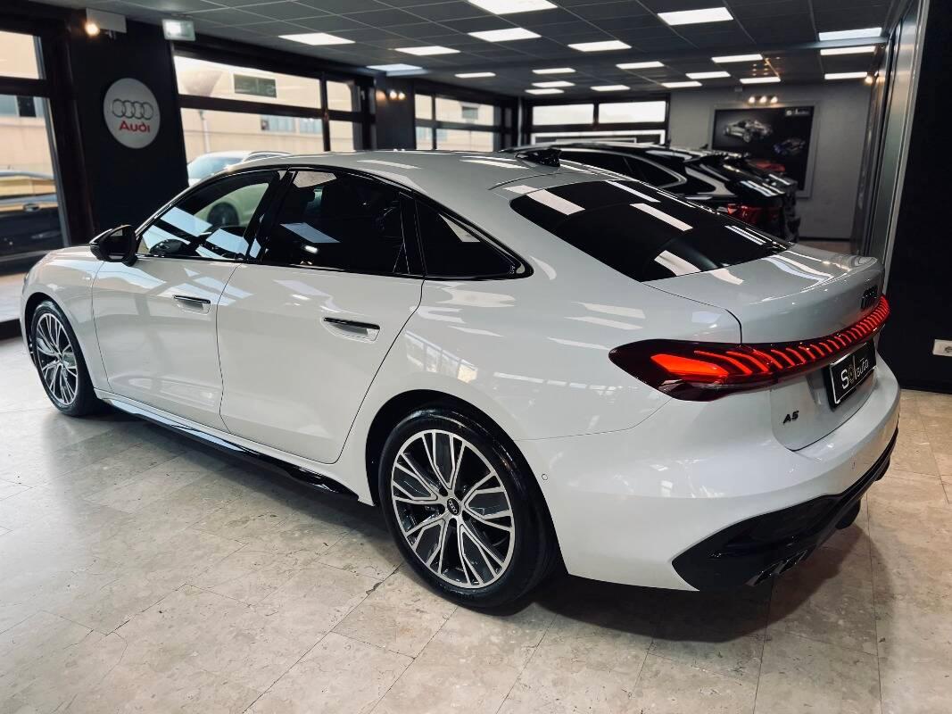 Audi A5 III 2024 Berlina 2.0 tdi mhev+ S line edition 204cv s-tronic
