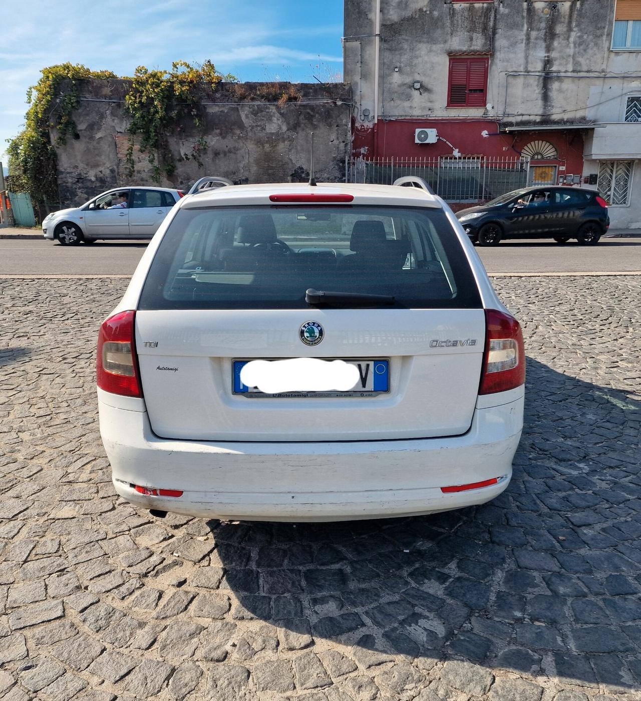 Skoda Octavia 1.6 TDI CR F.AP. Wagon Ambition