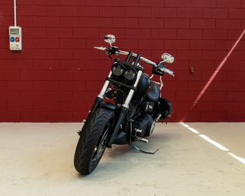 Harley-davidson Dyna "F. Bob"