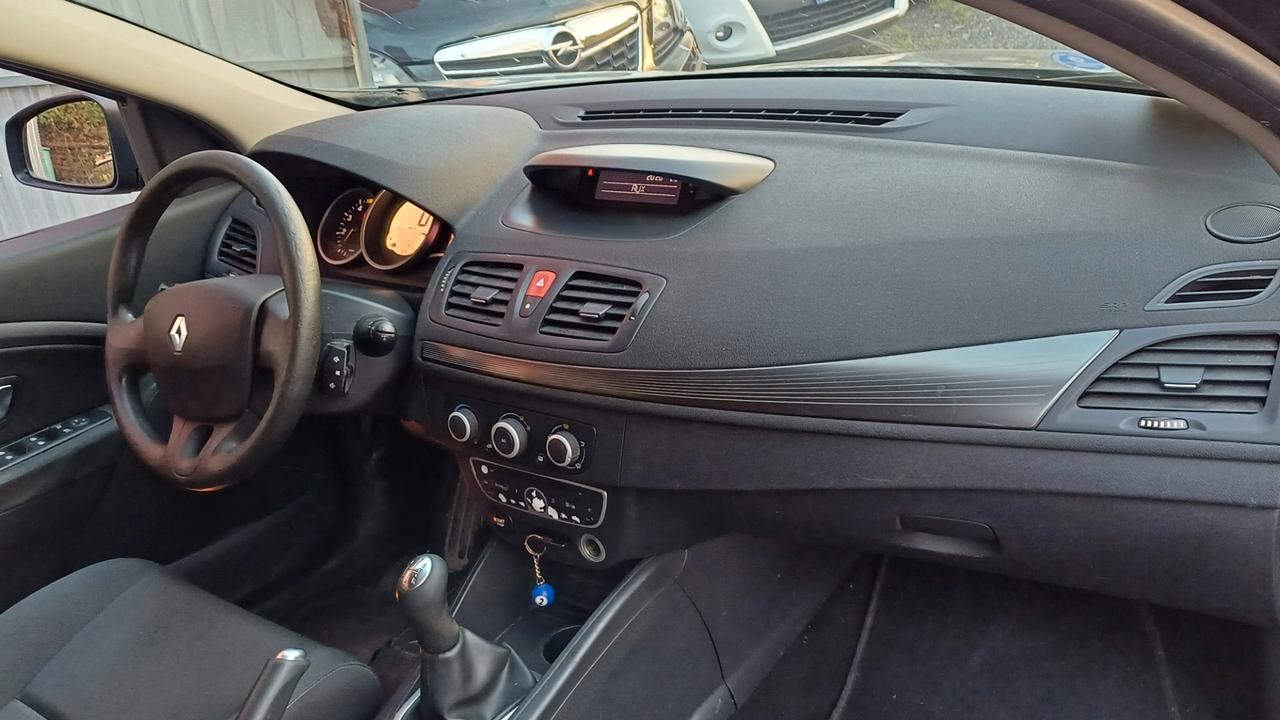 Renault Megane Mégane 1.5 dCi 90CV SporTour Confort