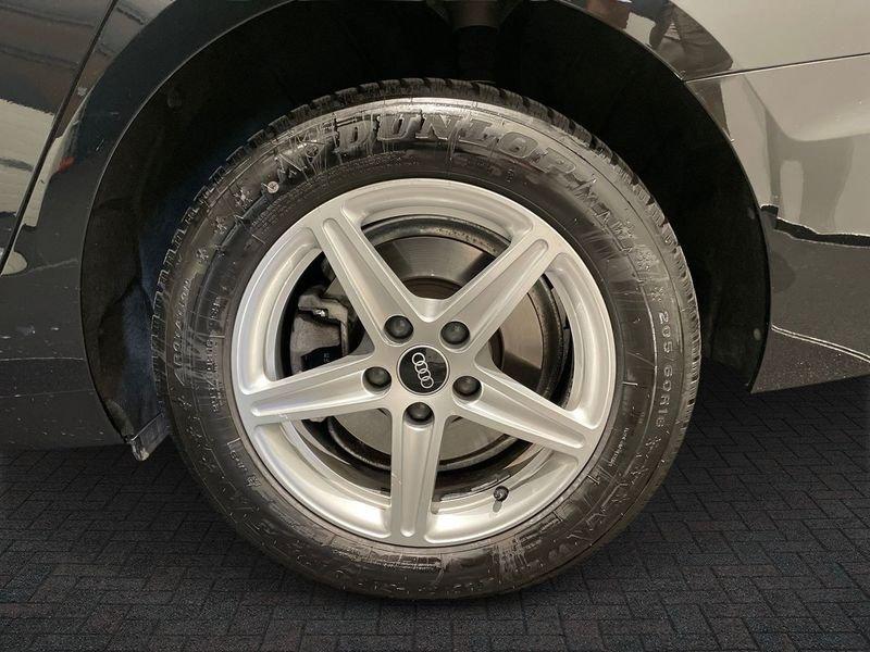 Audi A4 Avant 35 TDI/163 CV S tronic Business Advanced