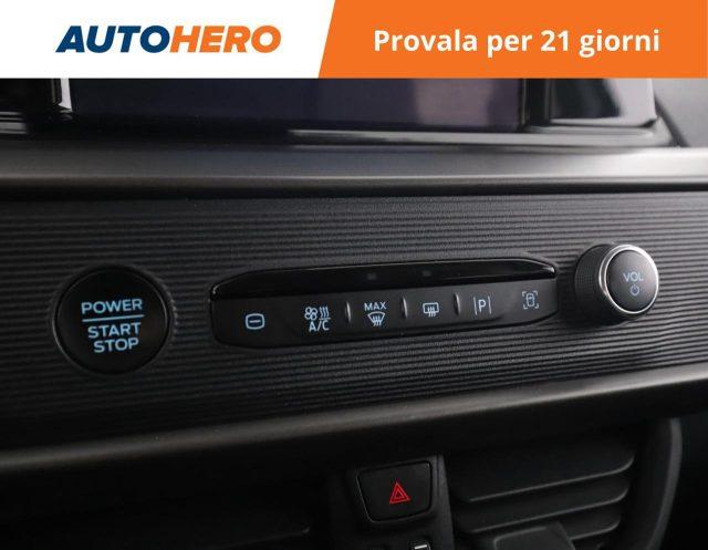 FORD Tourneo Courier 1.0 EcoBoost Titanium