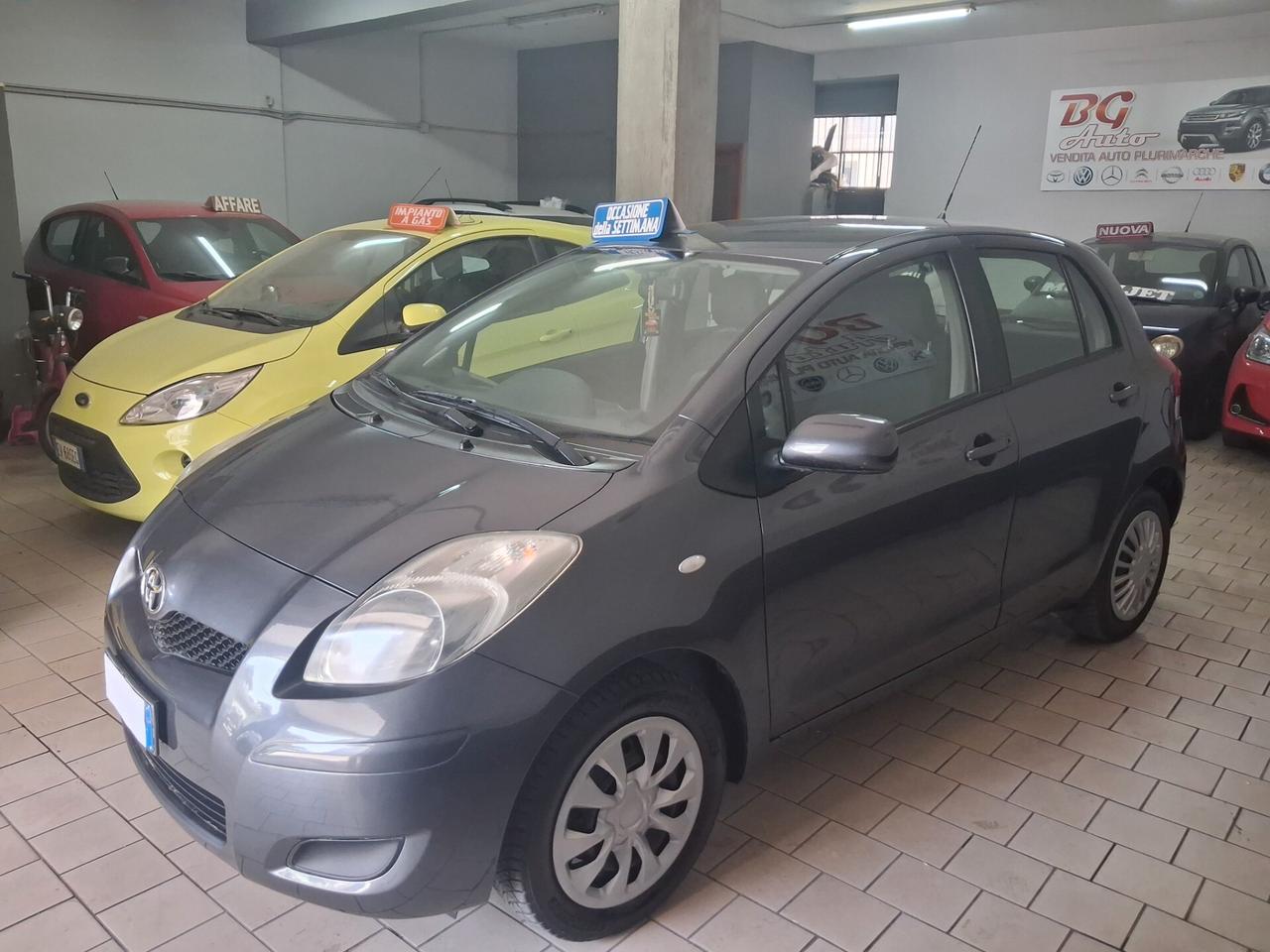Toyota Yaris 1.0 ben 2009 unico prop