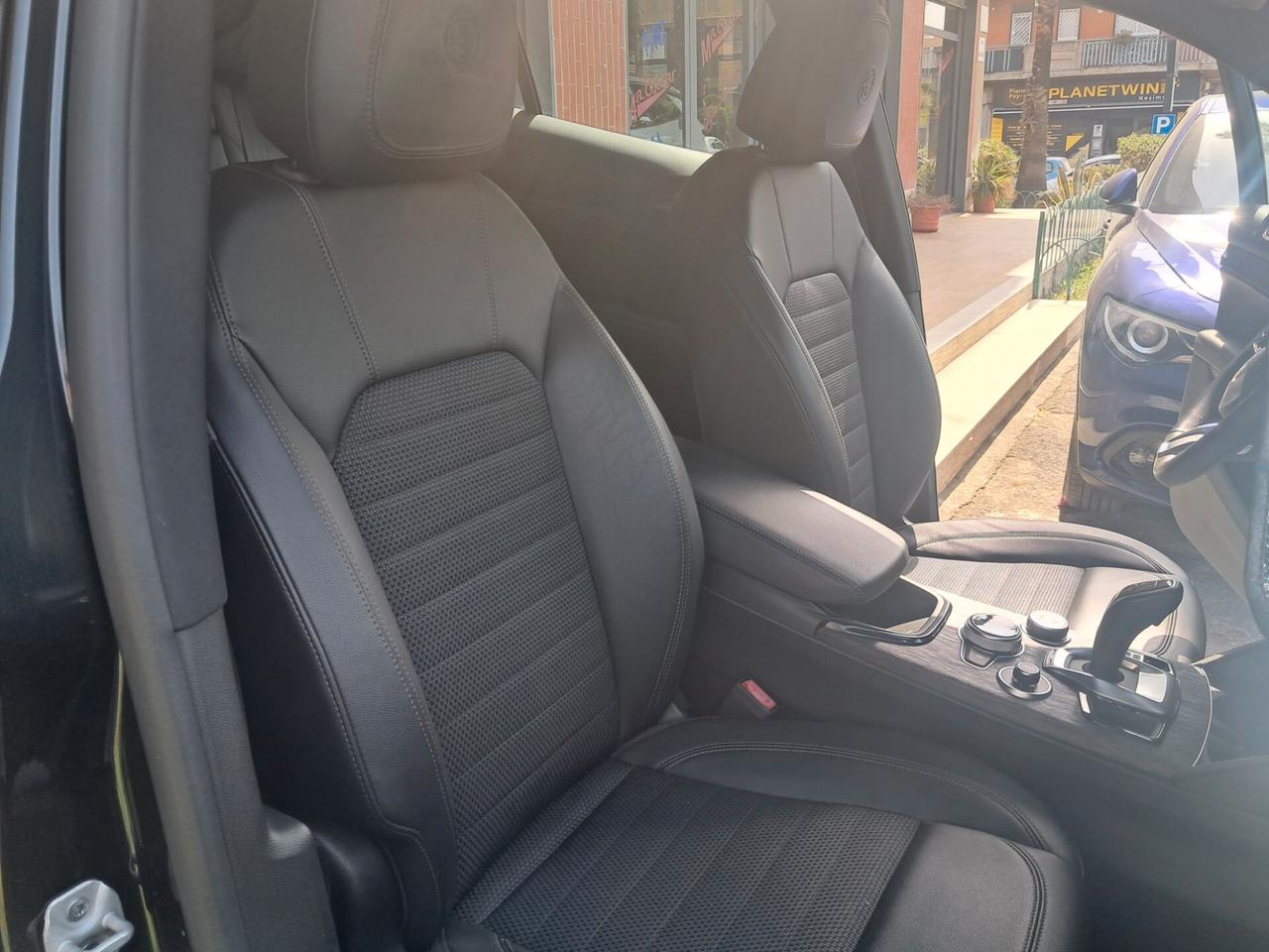 Alfa Romeo Stelvio 2.2 Td 160 cv AT8 RWD Super