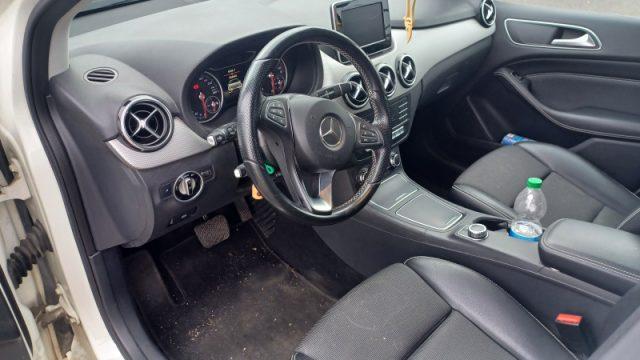 MERCEDES-BENZ B 180 d Automatic Sport