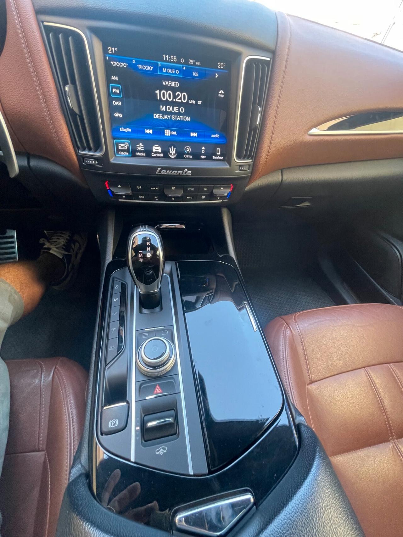 Maserati Levante V6 Diesel 275 CV AWD Gransport