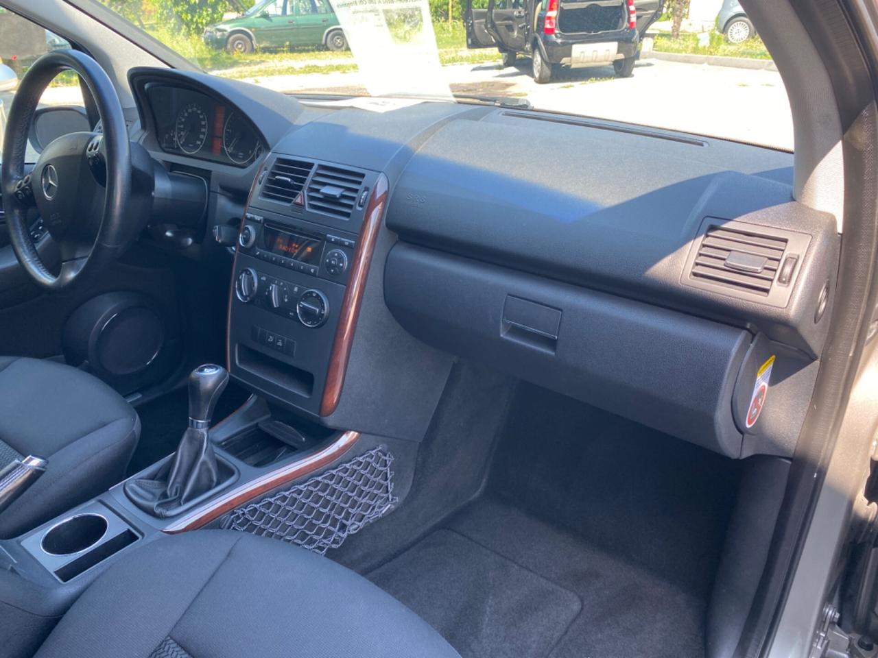 Mercedes- A 180 CDI Elegance