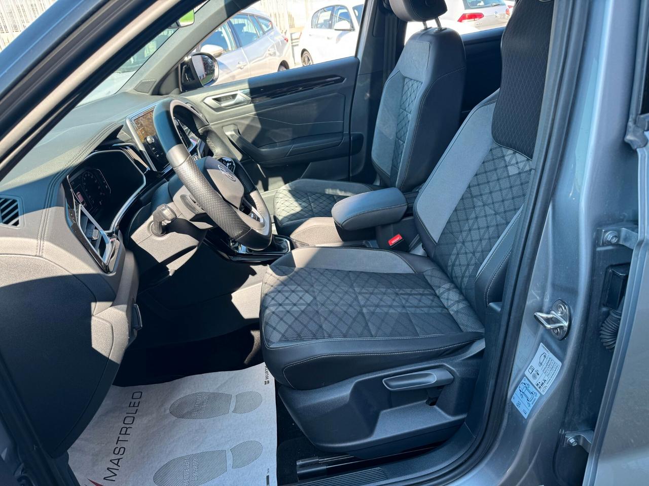 Volkswagen T-Roc 2.0 TDI SCR 150 CV DSG R-Line