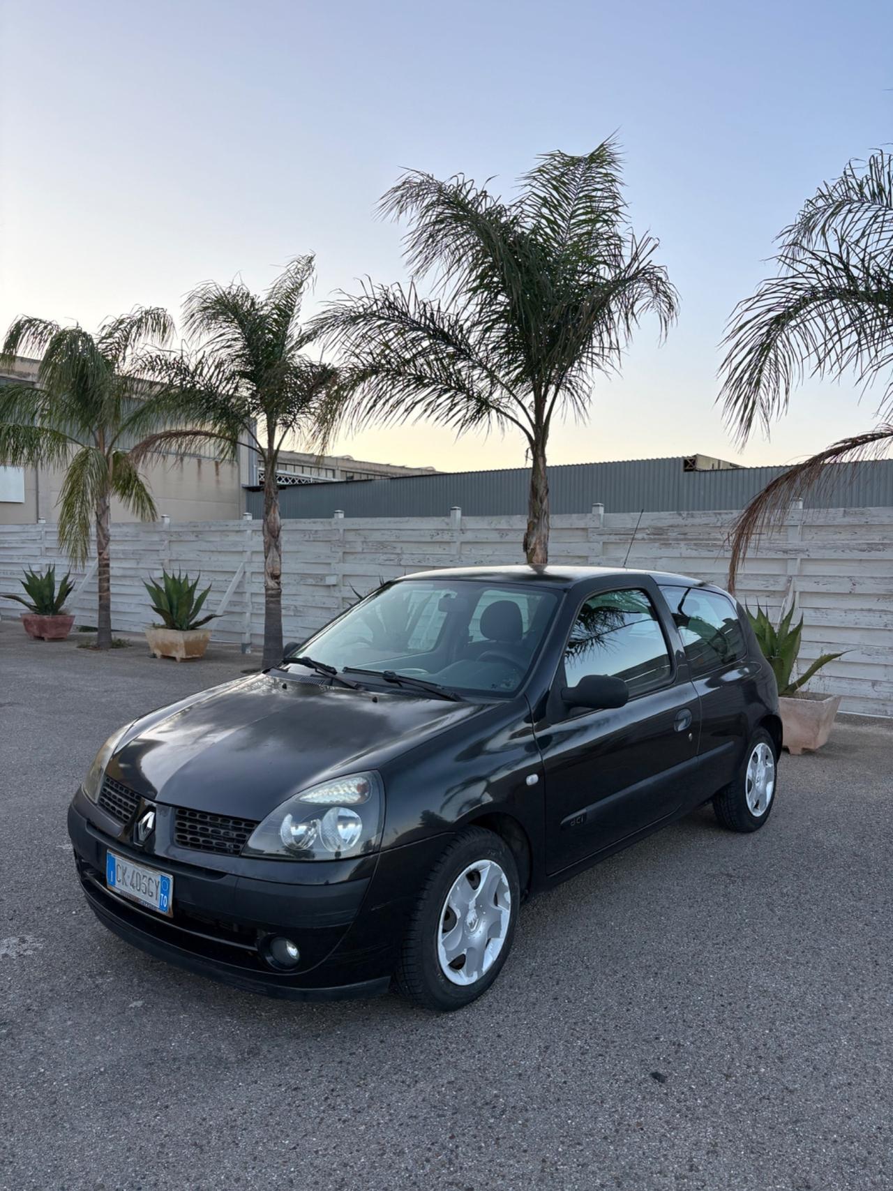 Renault Clio 1.5 dCi 3 p. Motore ottimo
