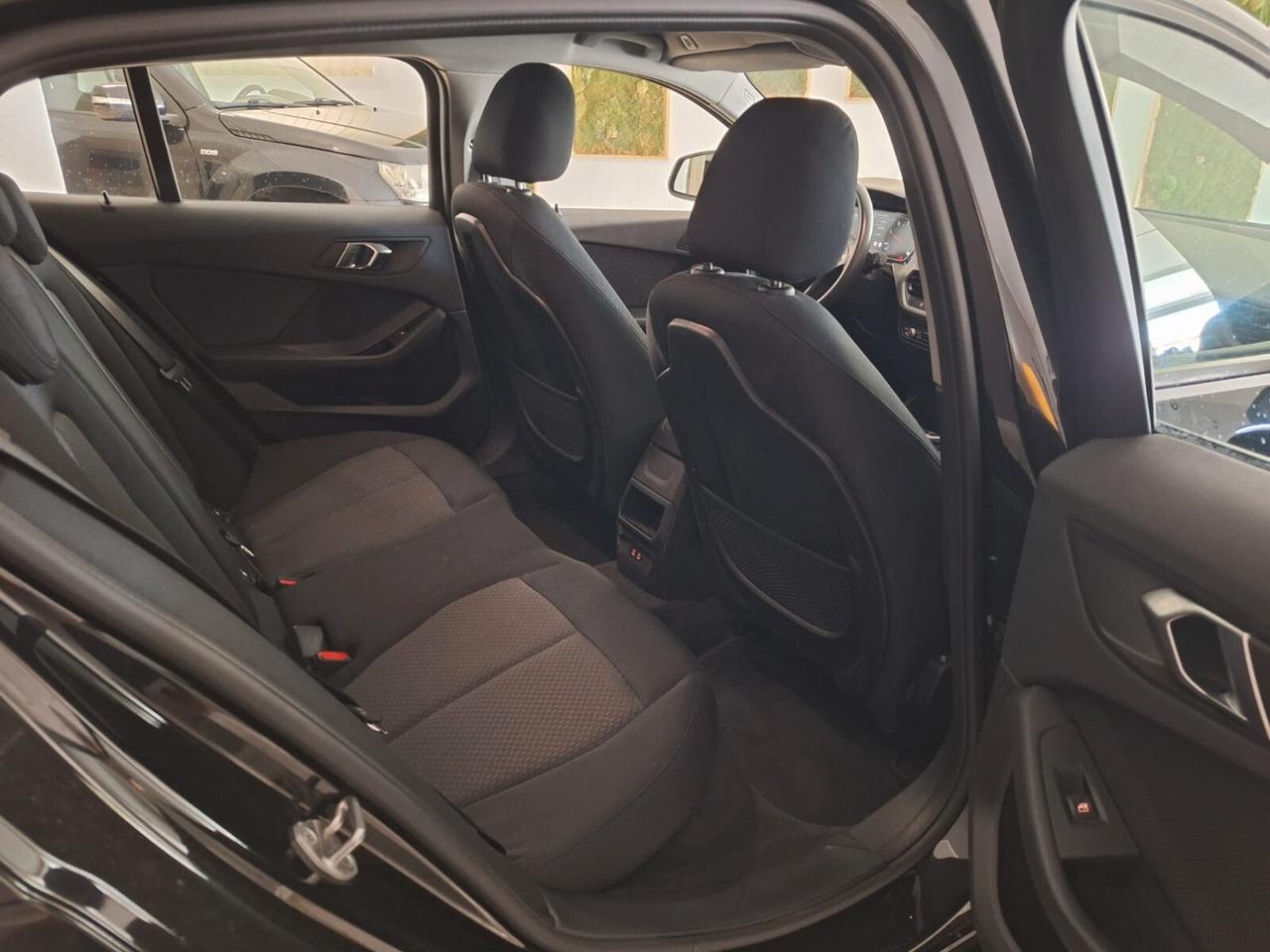 Bmw 116d Automatica - Business Advantage