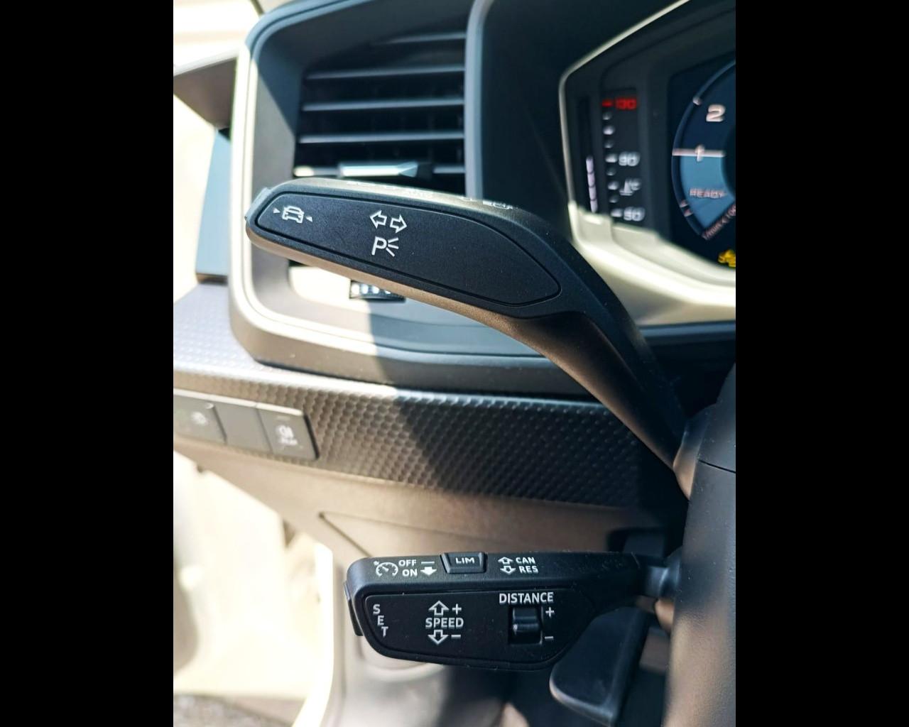 AUDI A1 SPORTBACK 25 TFSI BUSINESS