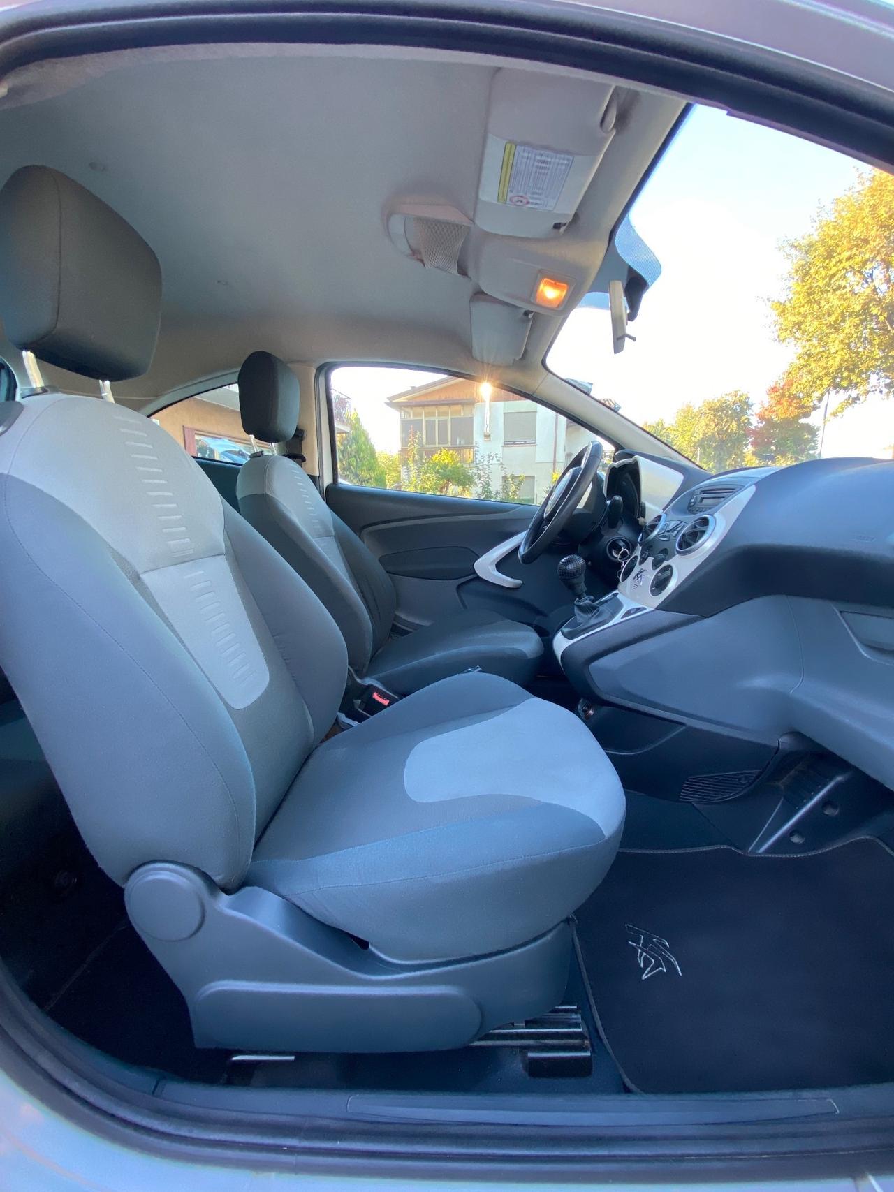 Ford Ka 1.3 TDCi 75CV Titanium