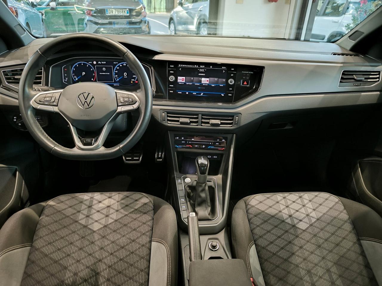 Volkswagen Taigo 1.0 TSI 110 CV DSG R-Line