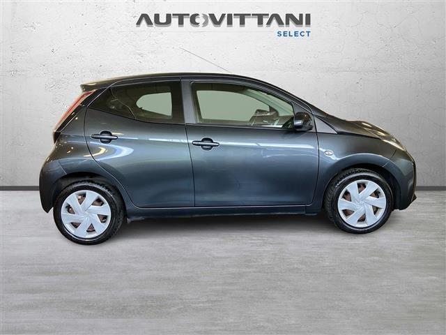 TOYOTA Aygo 5 Porte 1.0 VVT-i x-wave my15