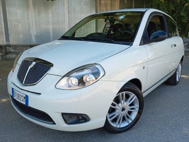 Lancia Ypsilon 1.2 69 CV Unyca BENZ/METANO