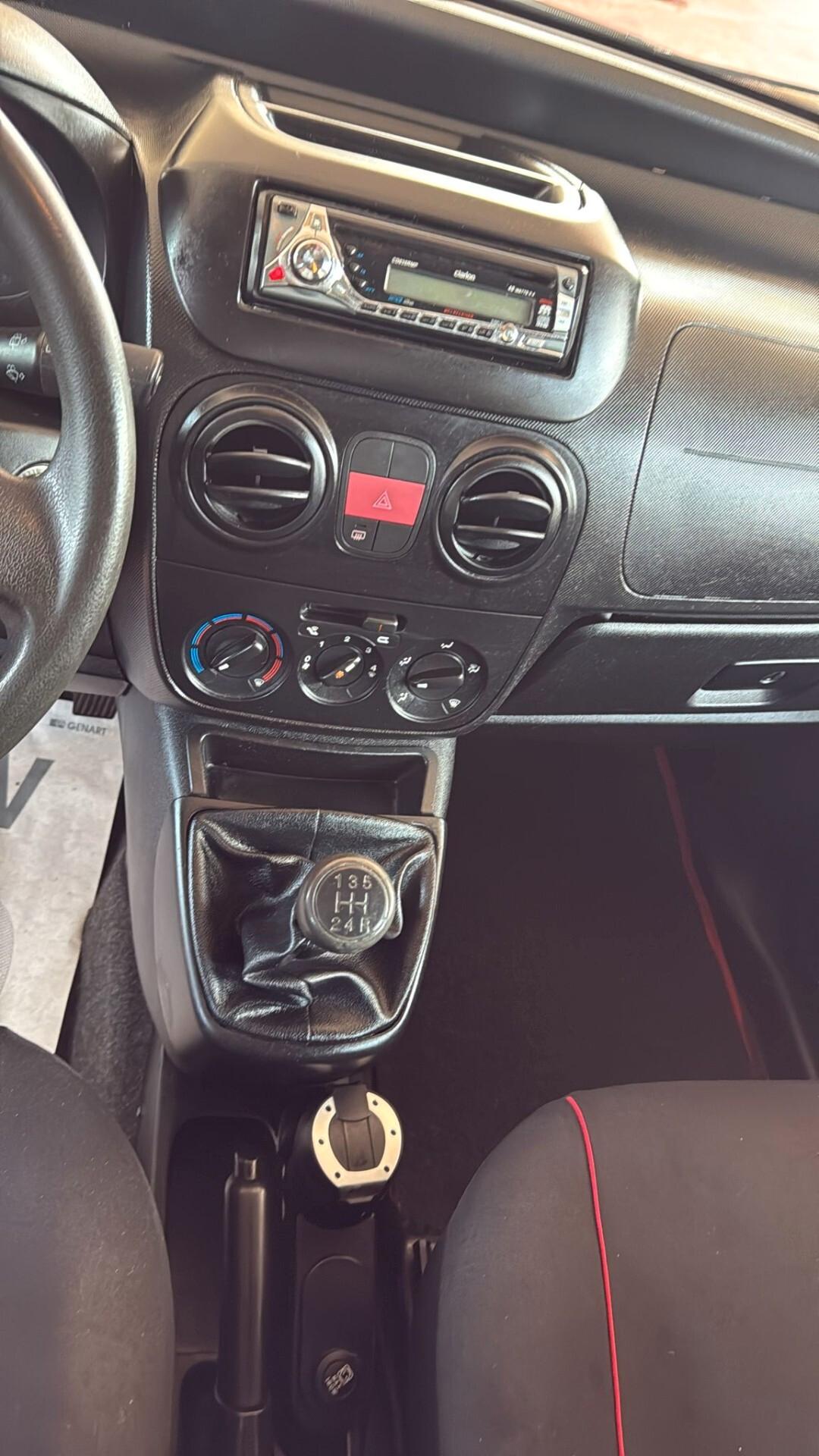 Peugeot Bipper Tepee 1.4 75CV Outdoor