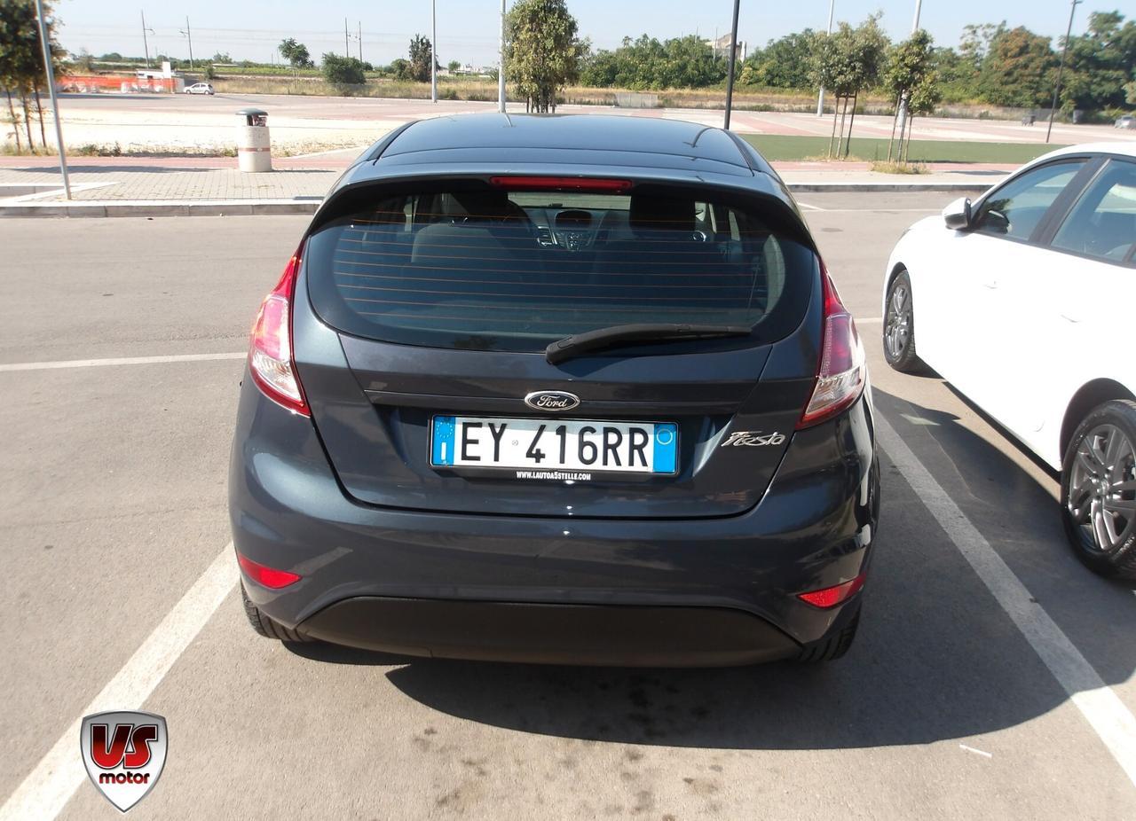 FORD FIESTA 1.2 BENZ-GARANZIA FULL-2015