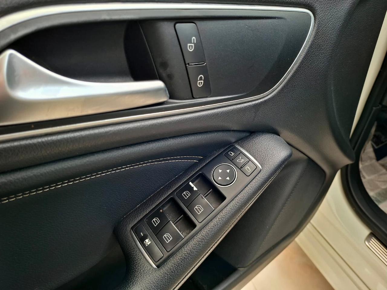 Mercedes CLA 200d S.W. 2.1 136cv Automatic Executive 2015