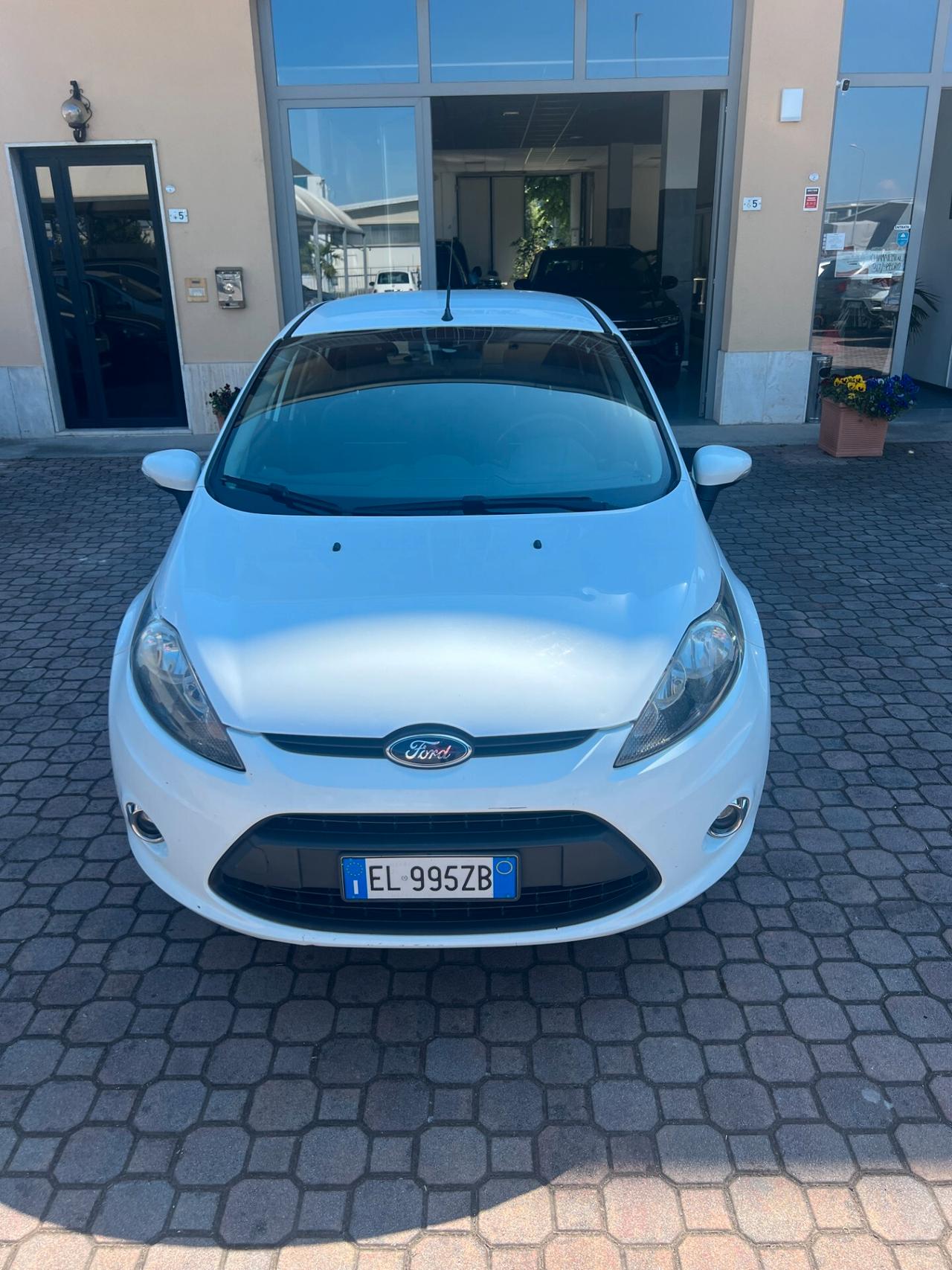 Ford Fiesta Ikon 1.4 16V 5p.Bz.- GPL Business