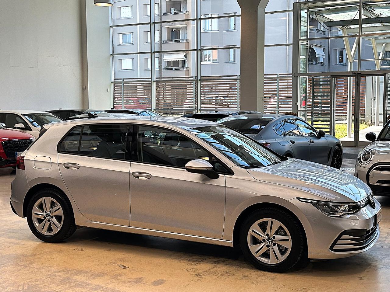 Volkswagen Golf 5 Porte 1.0 tsi Trendline 90cv - Carplay - OK Neopat.