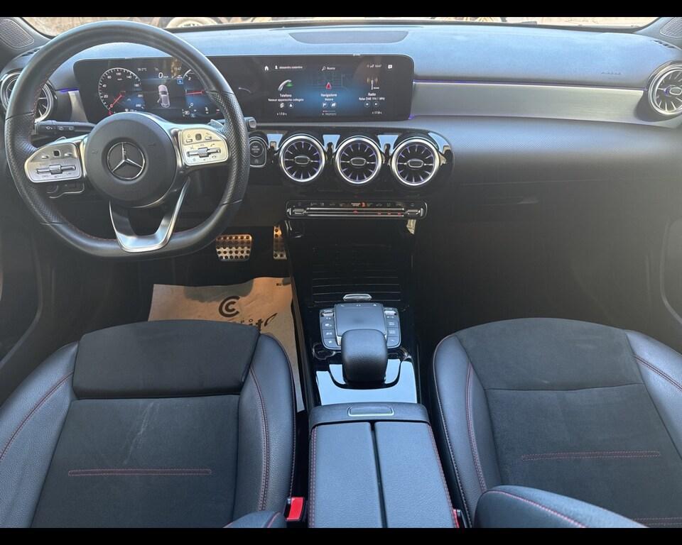 Mercedes Classe A 180 180 D Premium 8G-DCT