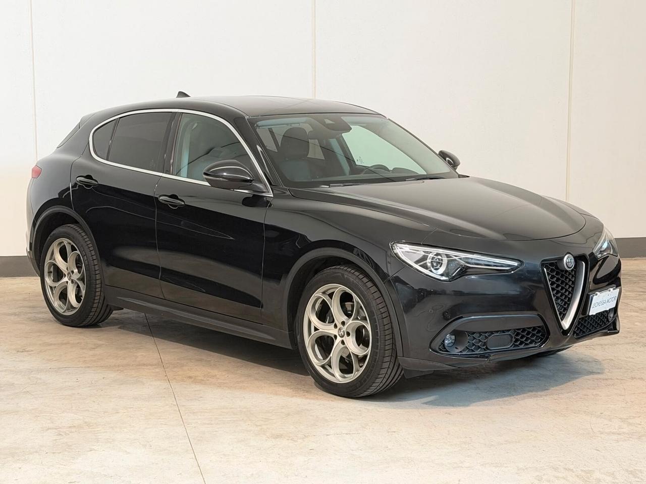 Alfa Romeo Stelvio 2.2 Turbodiesel 180 CV AT8 RWD Executive