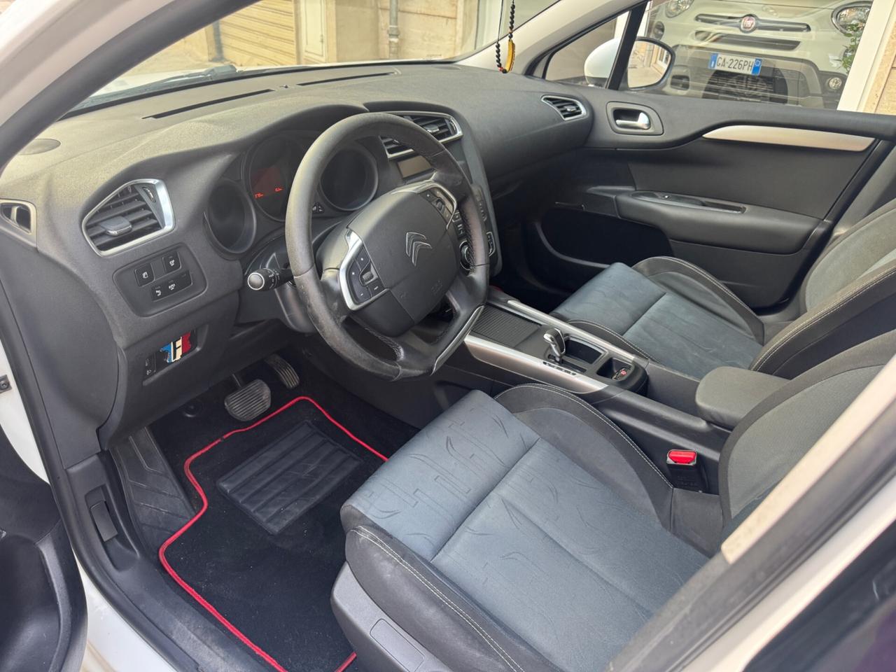 Citroen C4 1.6 HDi 110 Exclusive