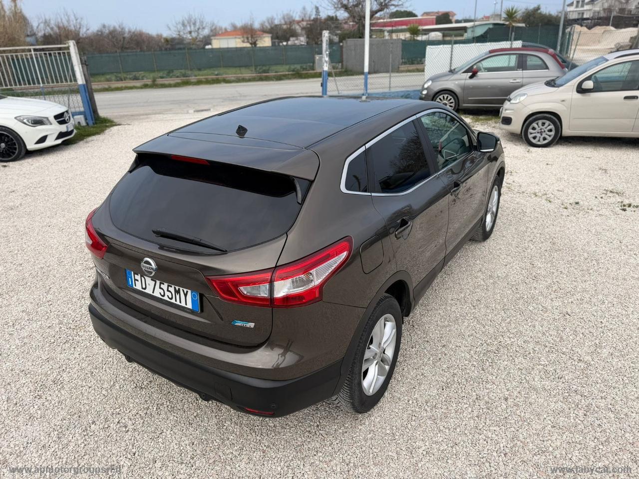 NISSAN Qashqai 1.6 dCi 2WD Tekna