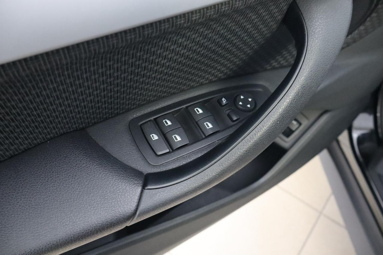 BMW X1 XDRIVE 18d ADVANTAGE - x-DRIVE