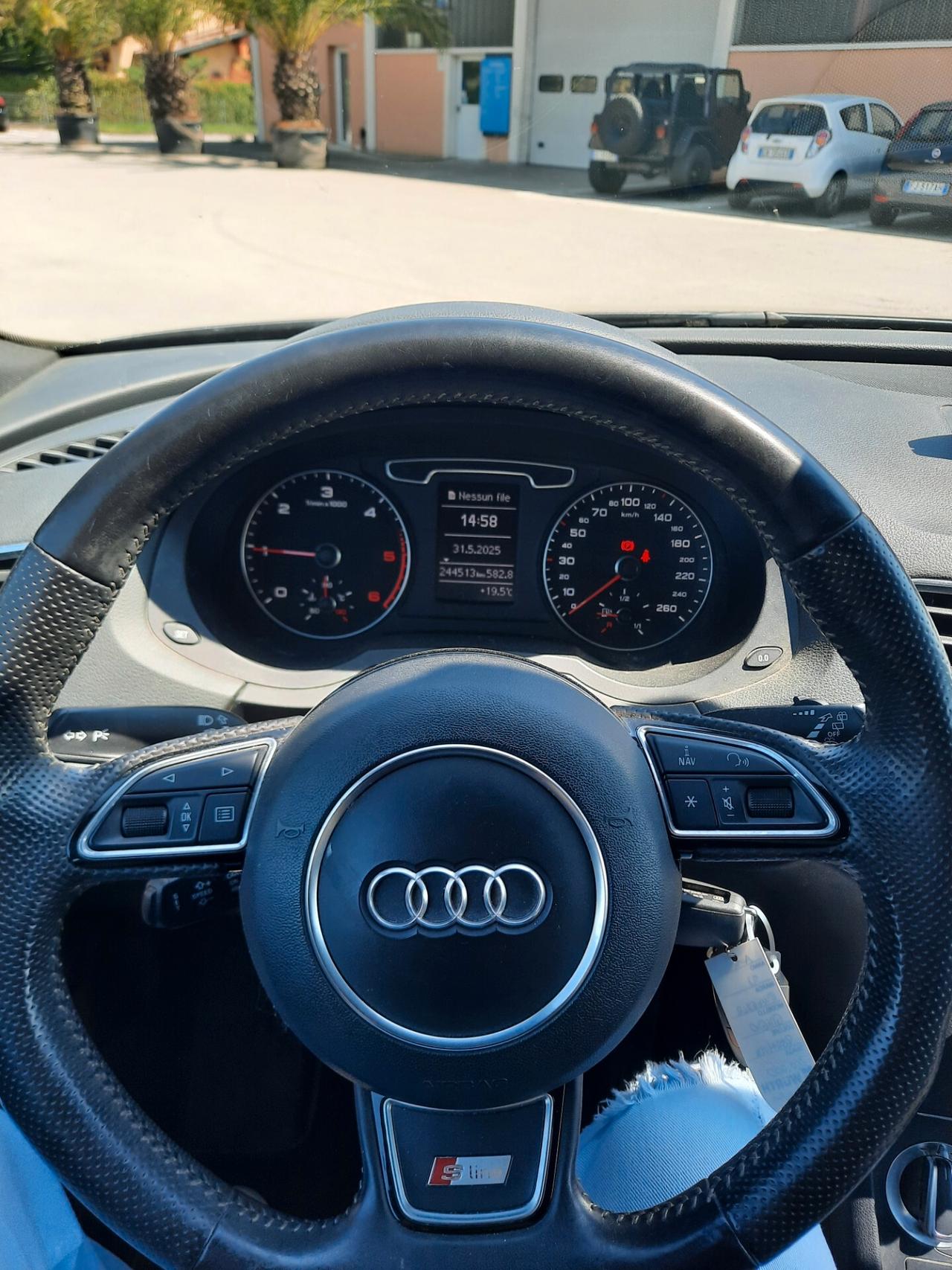Audi Q3 2.0 TDI S Line Edition