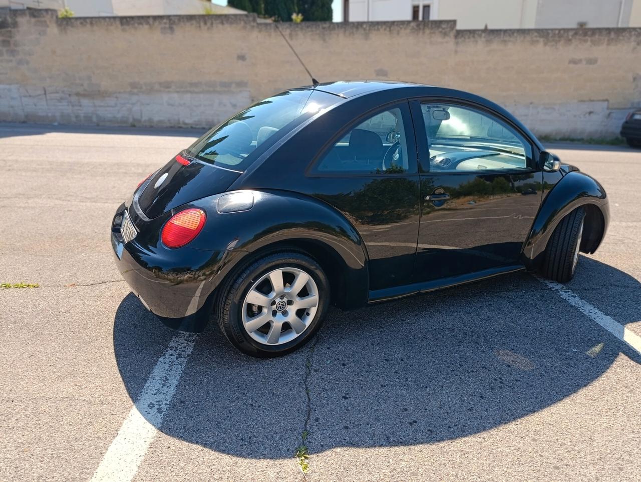 Volkswagen New Beetle 1.9 TDI 101CV