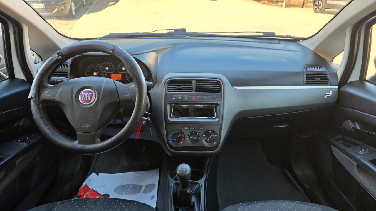 Fiat Grande Punto 1.3 MJT 75 CV 5