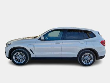 BMW X3 xDrive 30e Business Advantage Autom.