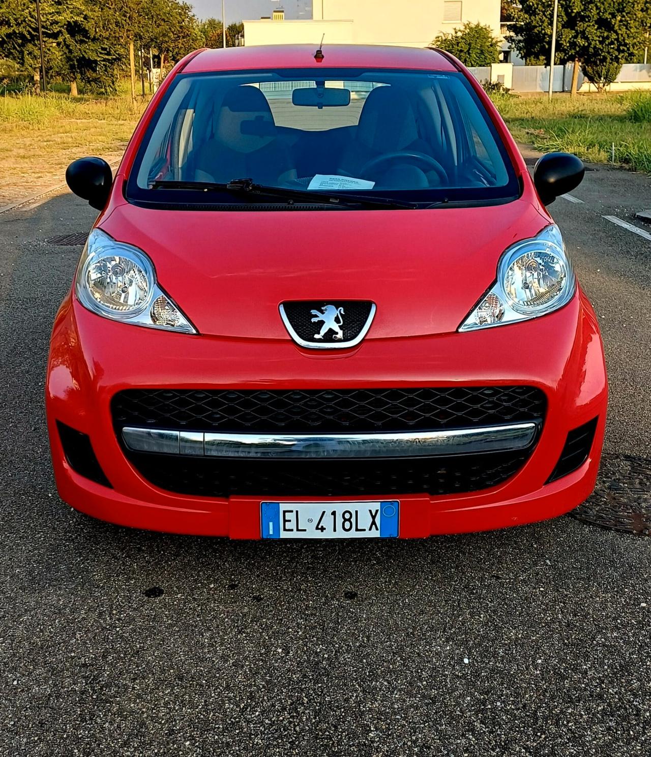 Peugeot 107 1.0 68CV 3p. Active anno 2012