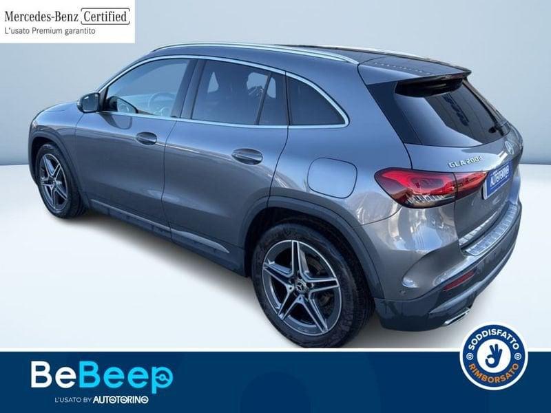 Mercedes-Benz GLA 200 D PREMIUM AUTO