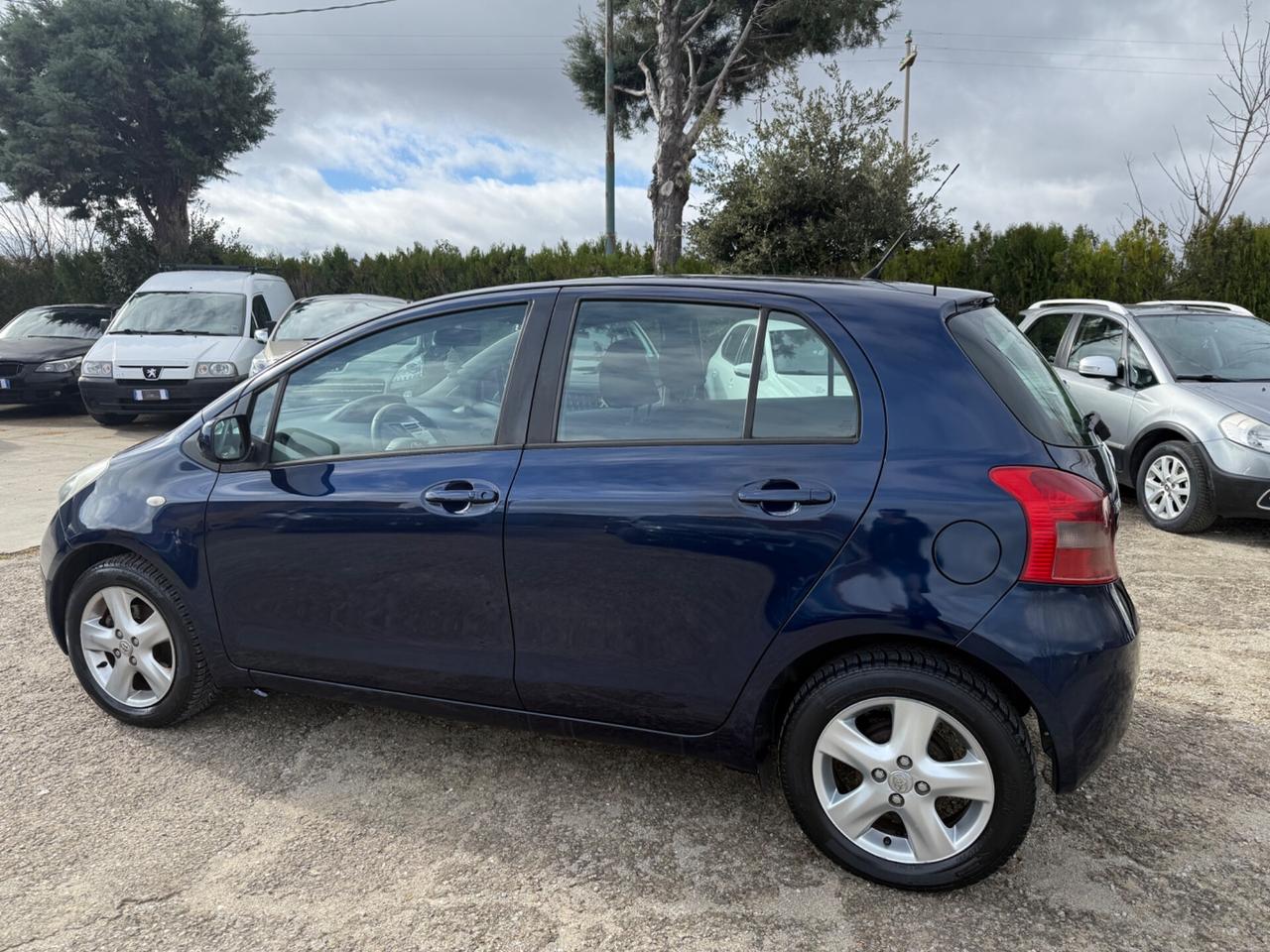 Toyota Yaris 1.3 5 porte Sol