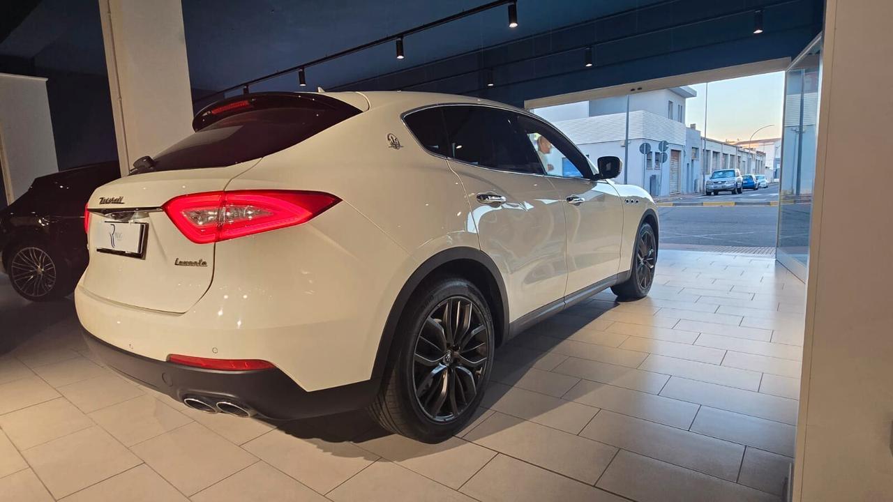 Maserati Levante V6 Diesel AWD Gransport