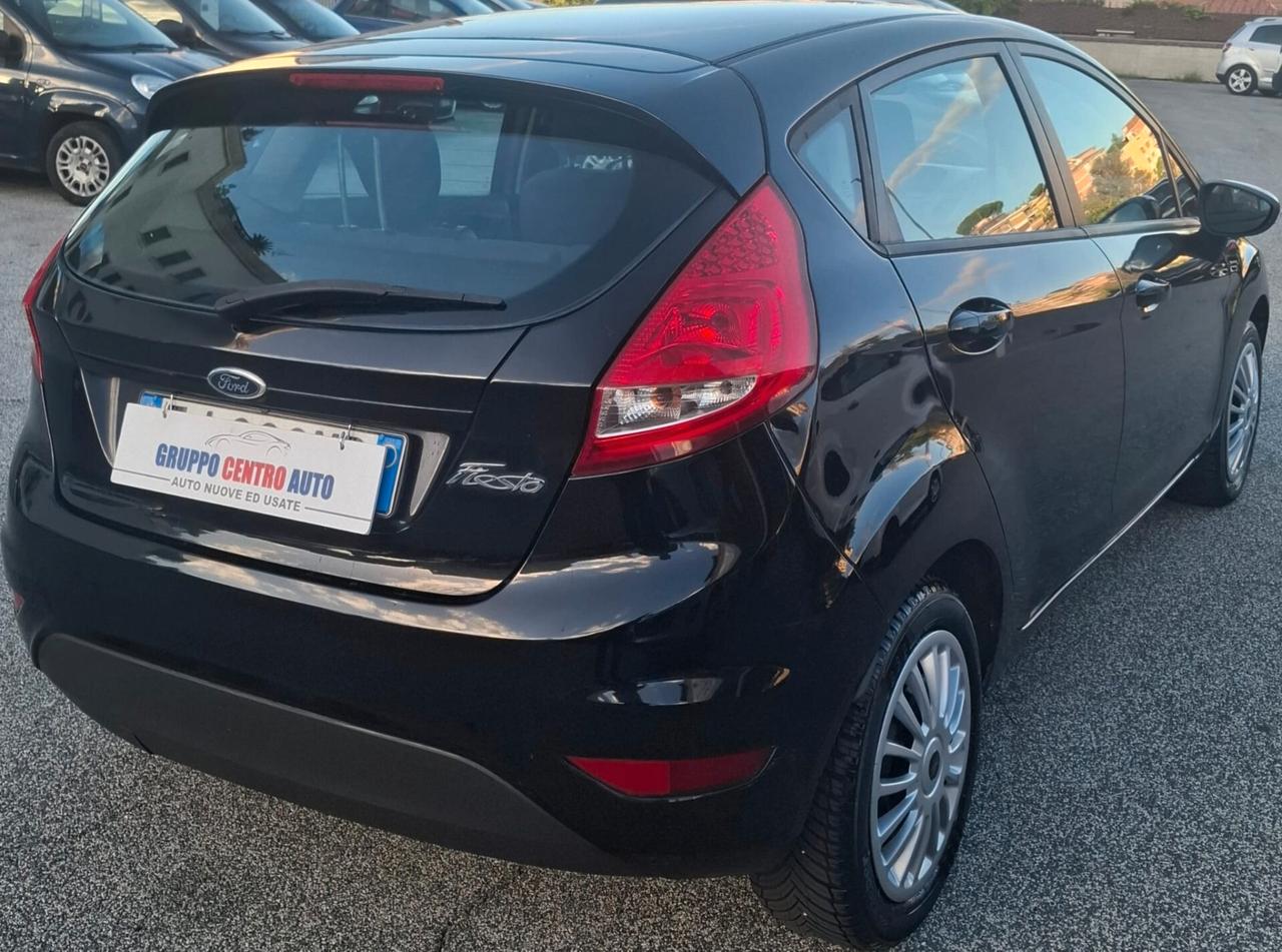 Ford Fiesta 1.4 TDCi 5p. - 2011