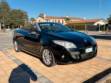 Renault Megane Mégane C-C 1.5 dCi 110CV Floride
