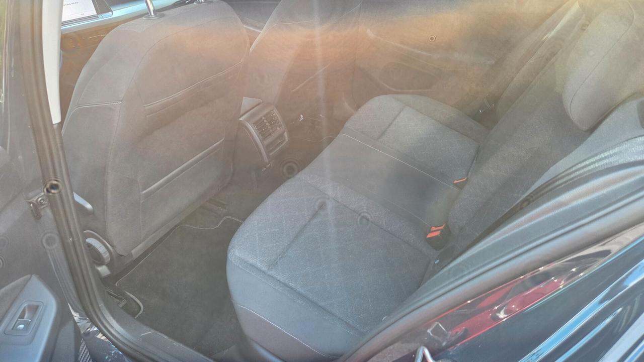 Volkswagen Golf 2.0 TDI DSG SCR Life