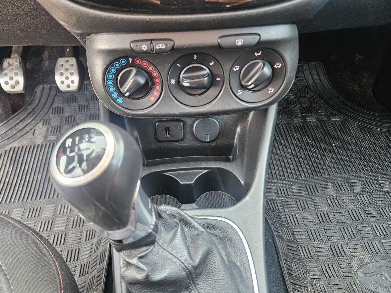 Opel Corsa 1.3 CDTI 5 porte Black Edition