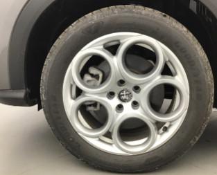 Alfa Romeo Tonale 1.3 phev Sprint Q4 190cv at6