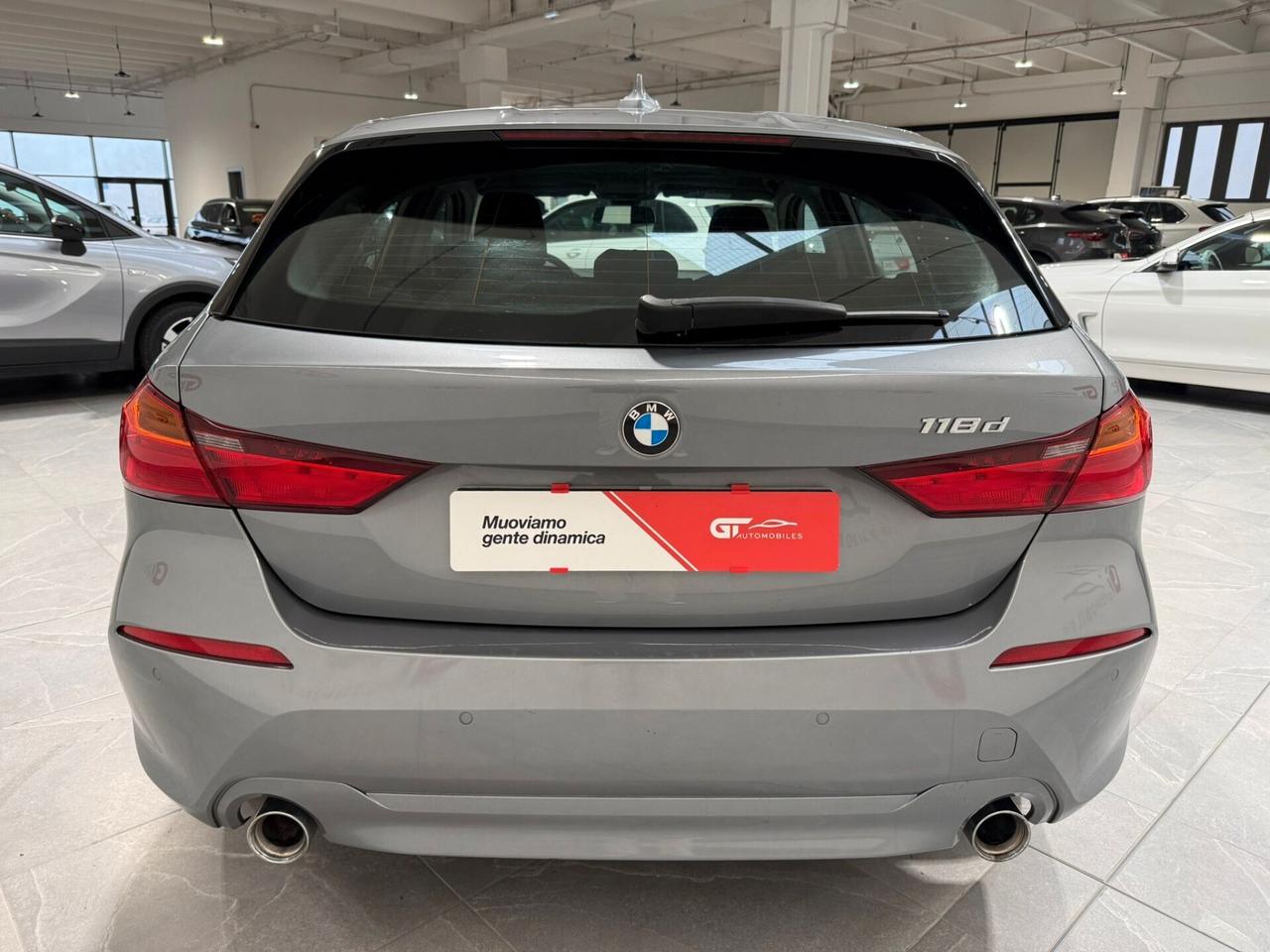 Bmw 118 118d 5p. Business Advantage