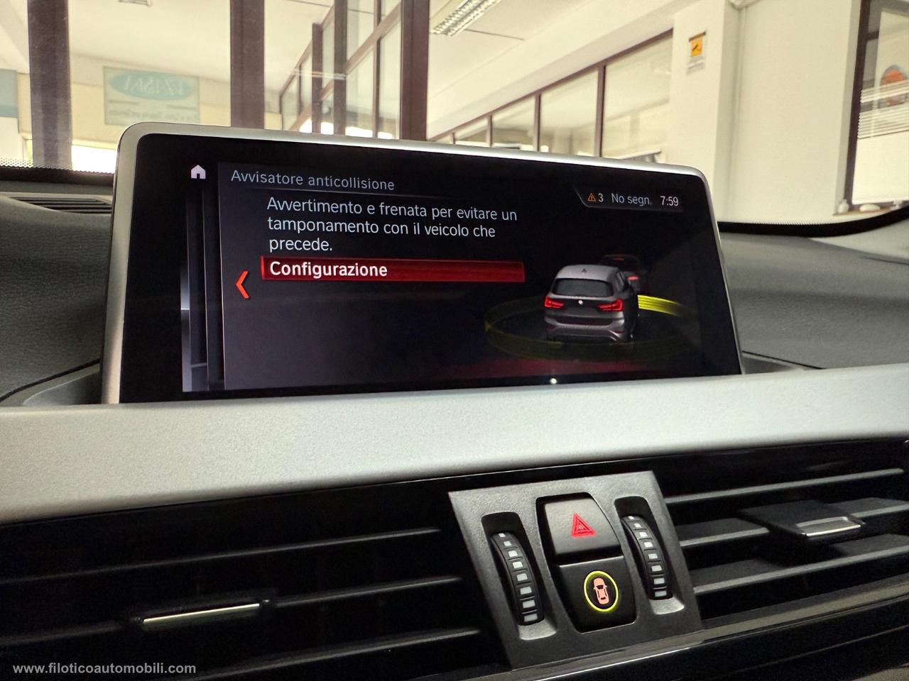 BMW X1 xDrive20d Business Advantage TETTO PANORAMICO - LED