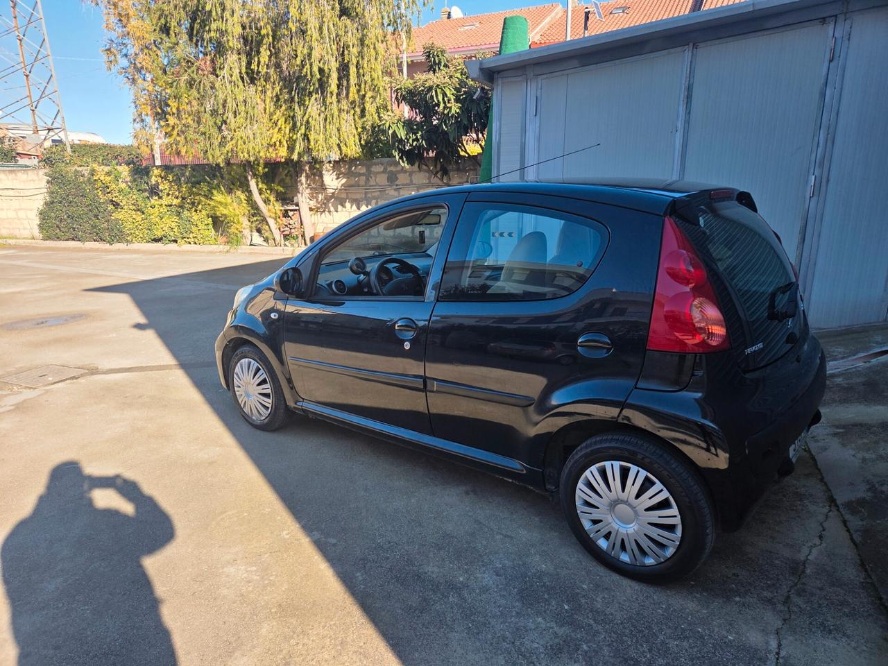 Peugeot 107 1.0 68CV 5p. Sweet Years