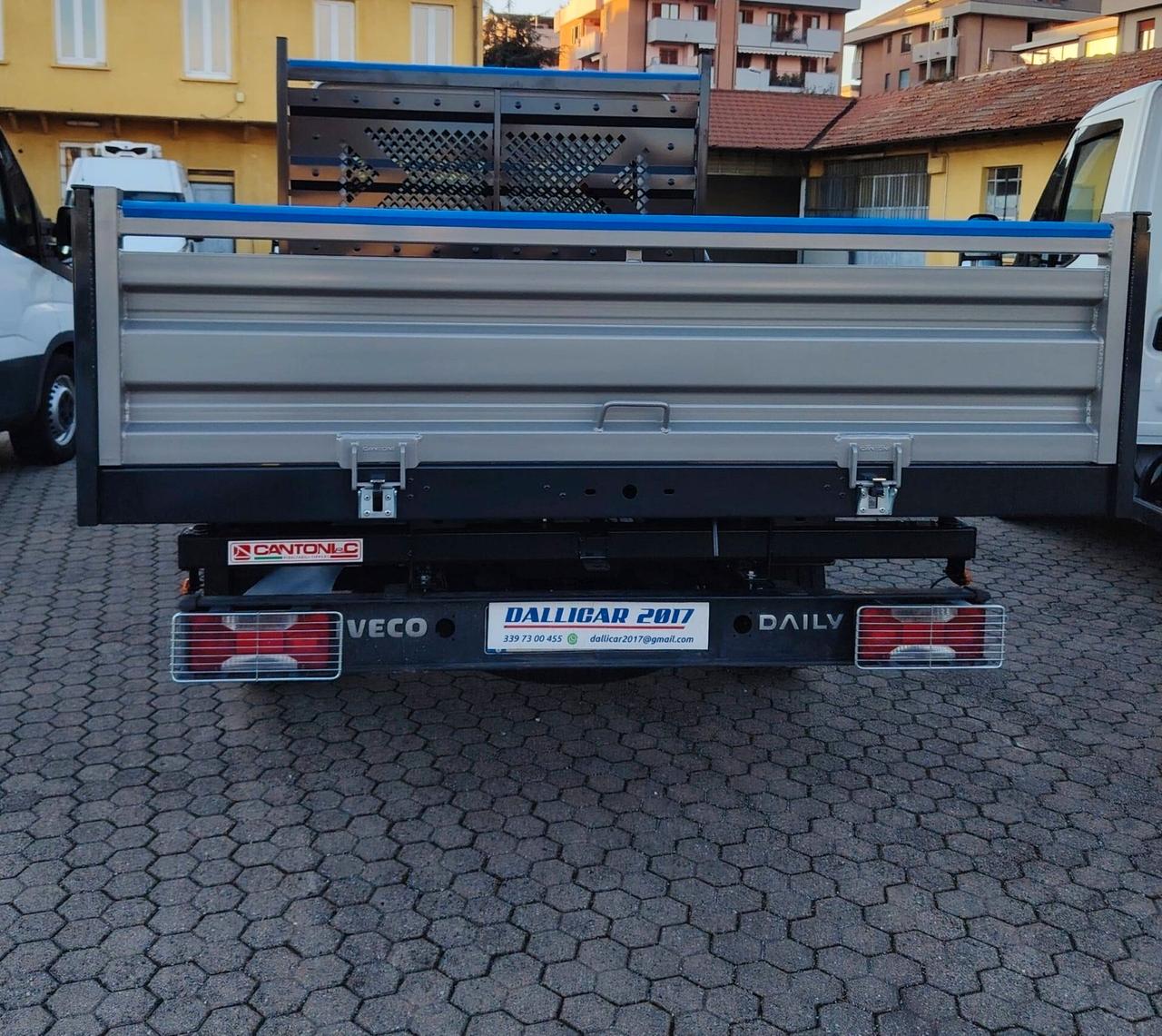 Iveco Daily 35 S15 cassone ribaltabile ( 48.929 km)